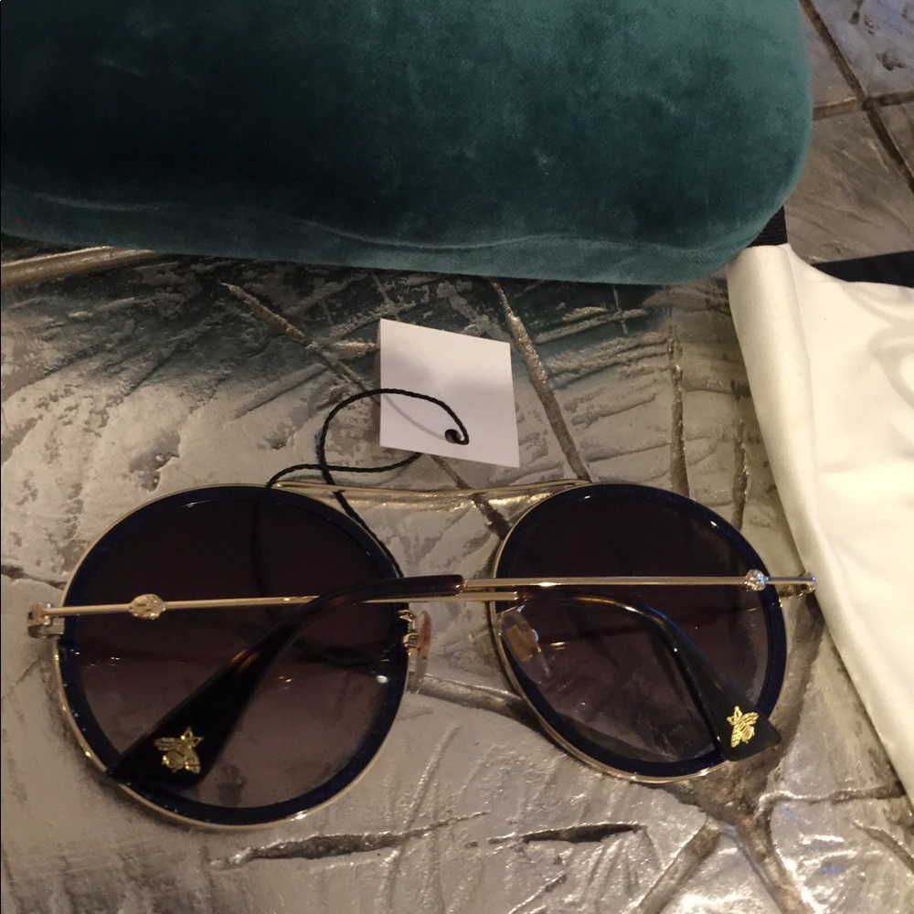 Authentic Gucci round sunglasses - Picture 5 of 8